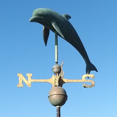 Dolphin_weathervane_feature_copper